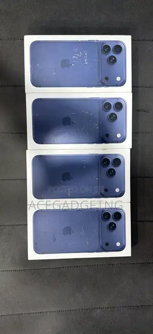 New Apple iPhone 17 Pro Max 256 GB Blue