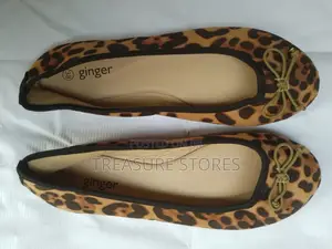 Ladies Flat Shoes