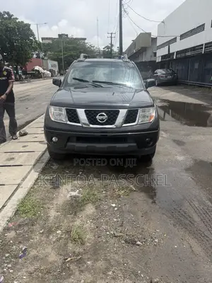 Nissan Frontier 2006 Black