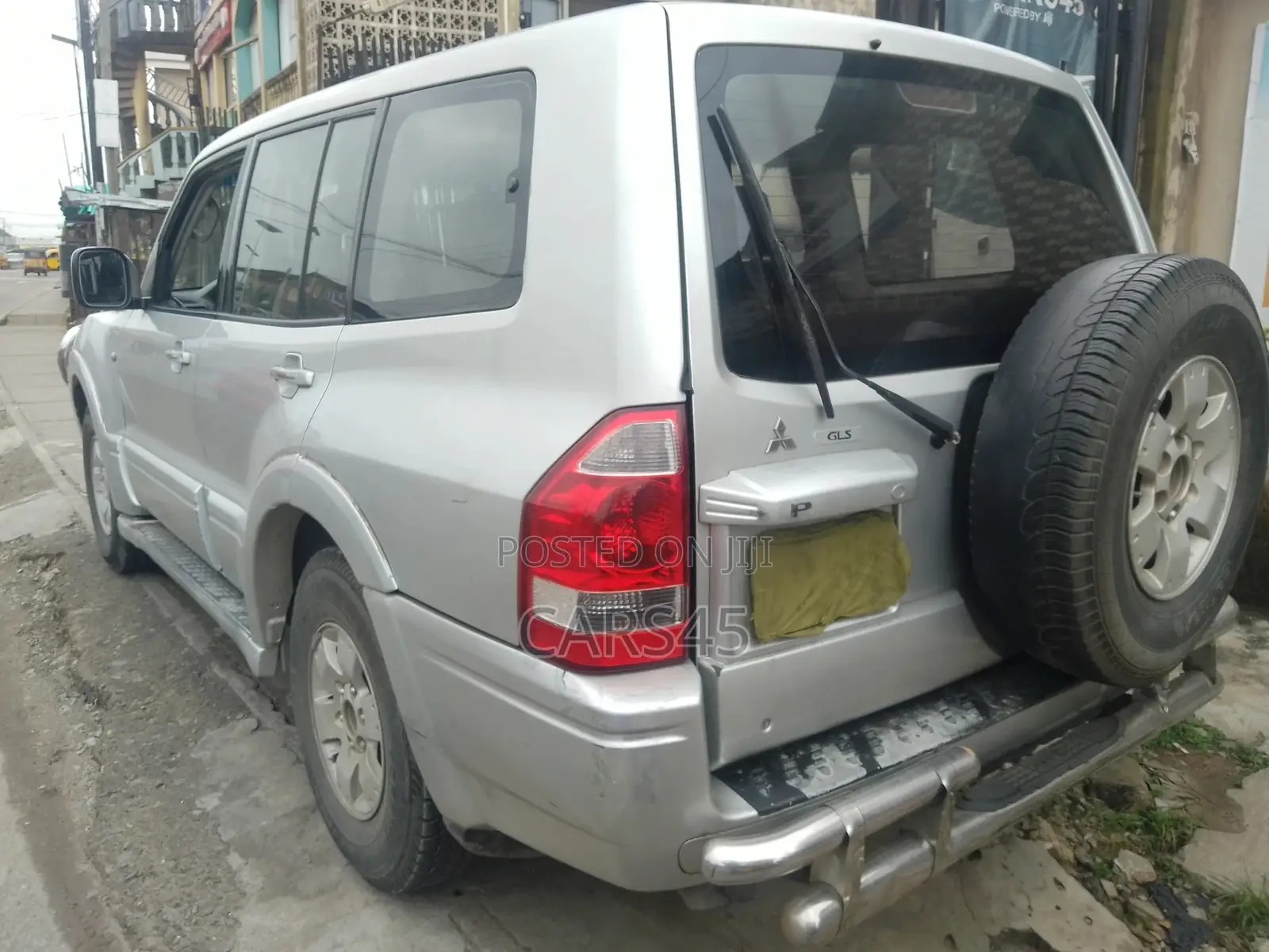 Mitsubishi Pajero 2005 Silver