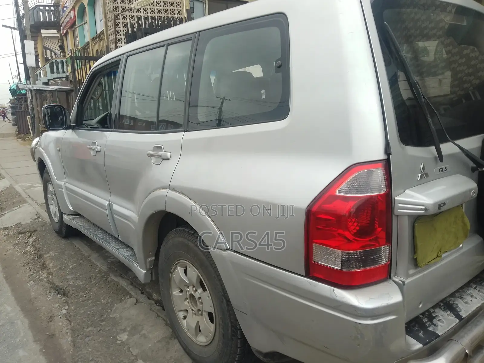 Mitsubishi Pajero 2005 Silver