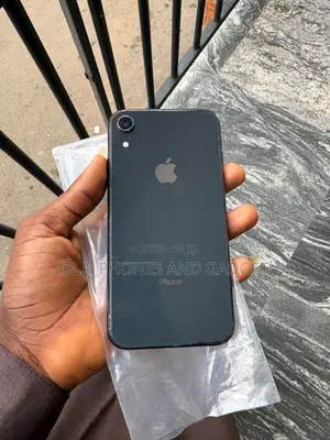 Apple iPhone XR 64 GB Black