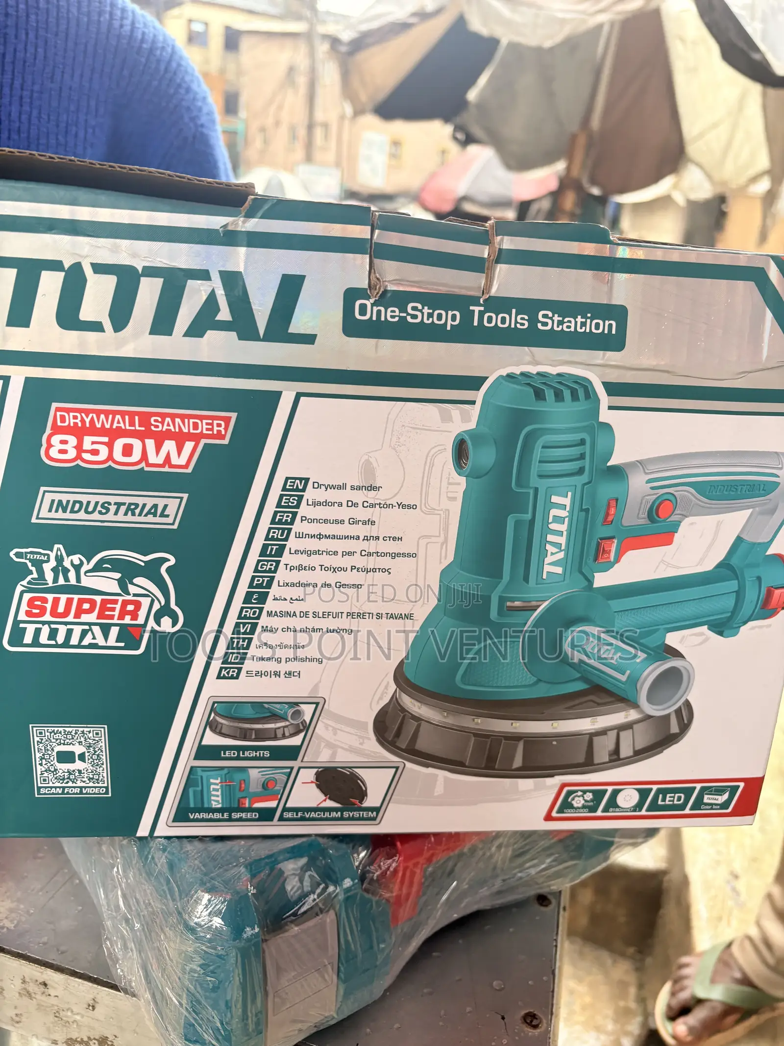 Total 850w Drywall Sander