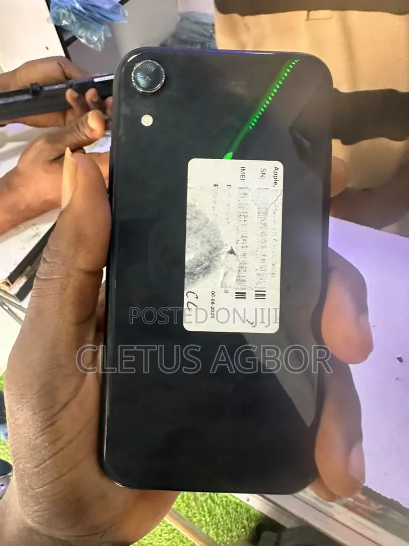 Apple iPhone XR 64 GB Black