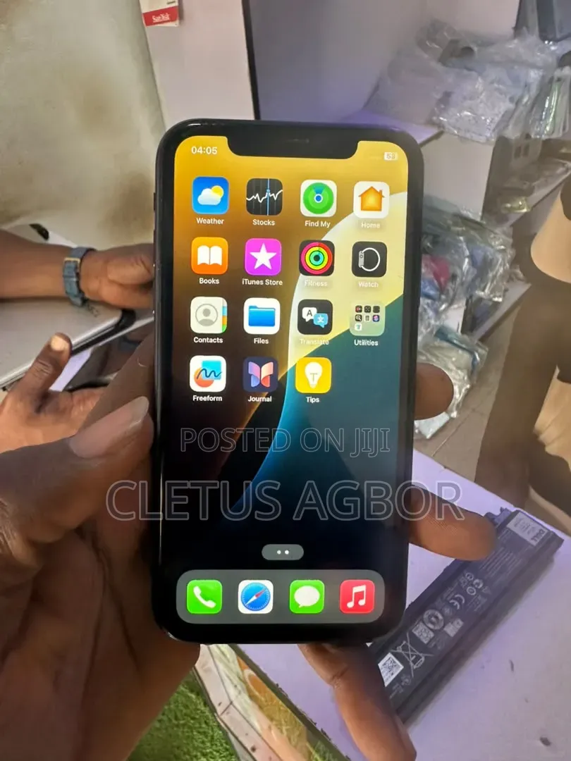 Apple iPhone XR 64 GB Black