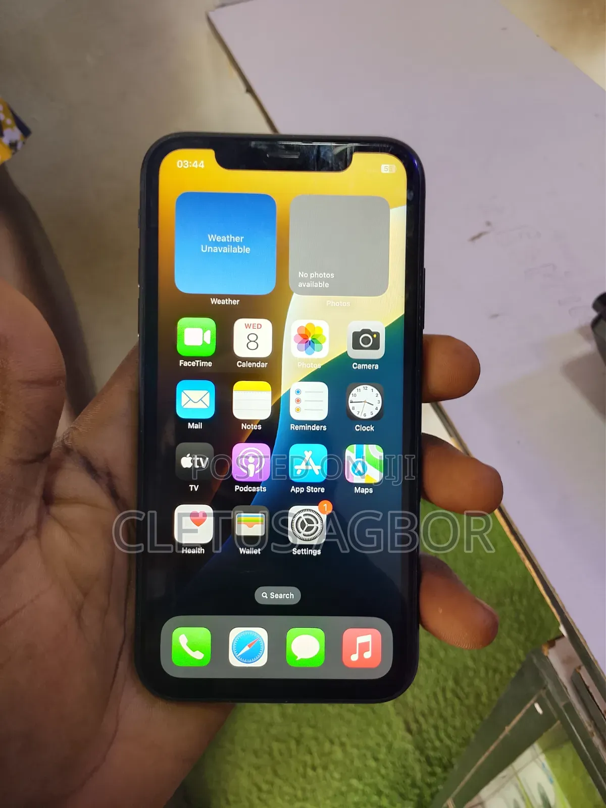 Apple iPhone XR 64 GB Black