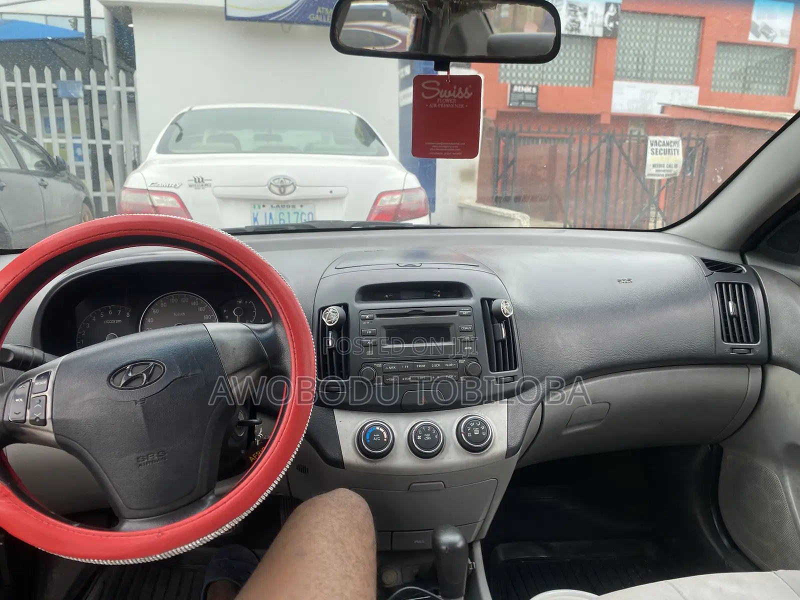 Hyundai Elantra 2009 Red