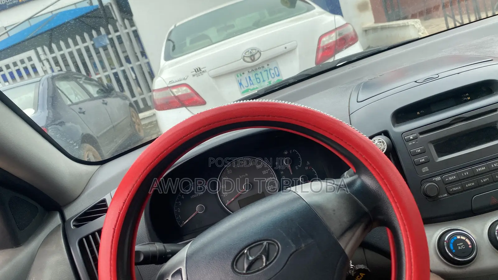 Hyundai Elantra 2009 Red