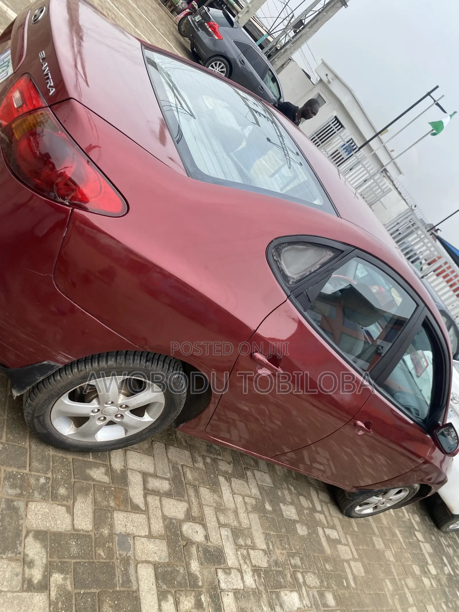 Hyundai Elantra 2009 Red