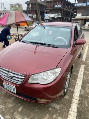 Hyundai Elantra 2009 Red