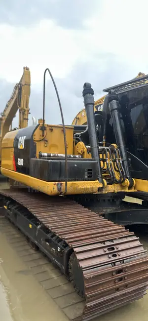 Excavtor 320d