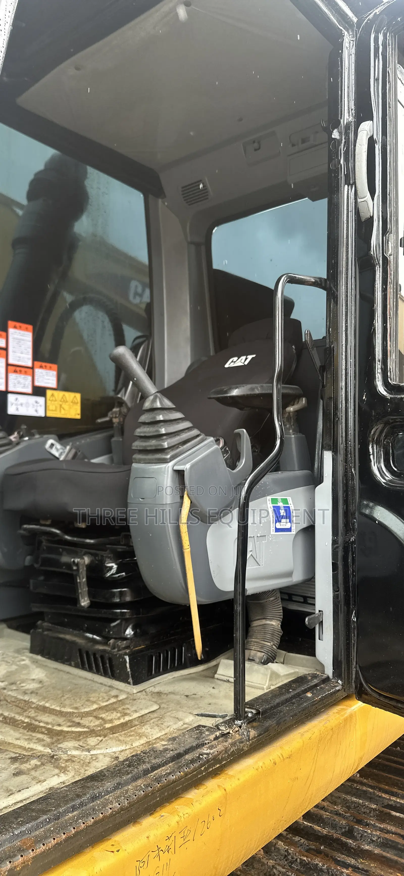 Excavtor 320d