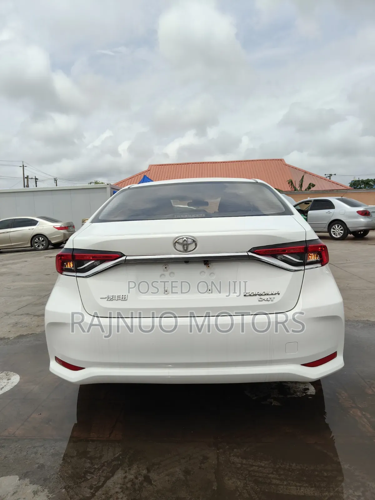 Toyota Corolla 2023 White