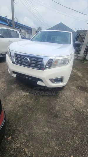 Nissan Navara 2017 White
