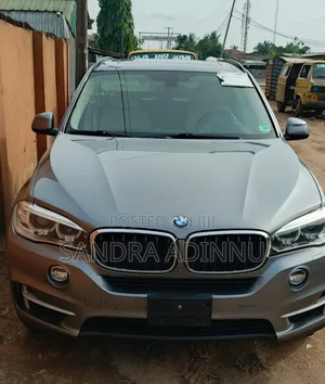 BMW X5 sDrive35i 4dr SUV (3.0L 6cyl Turbo 8A) 2014 Gray