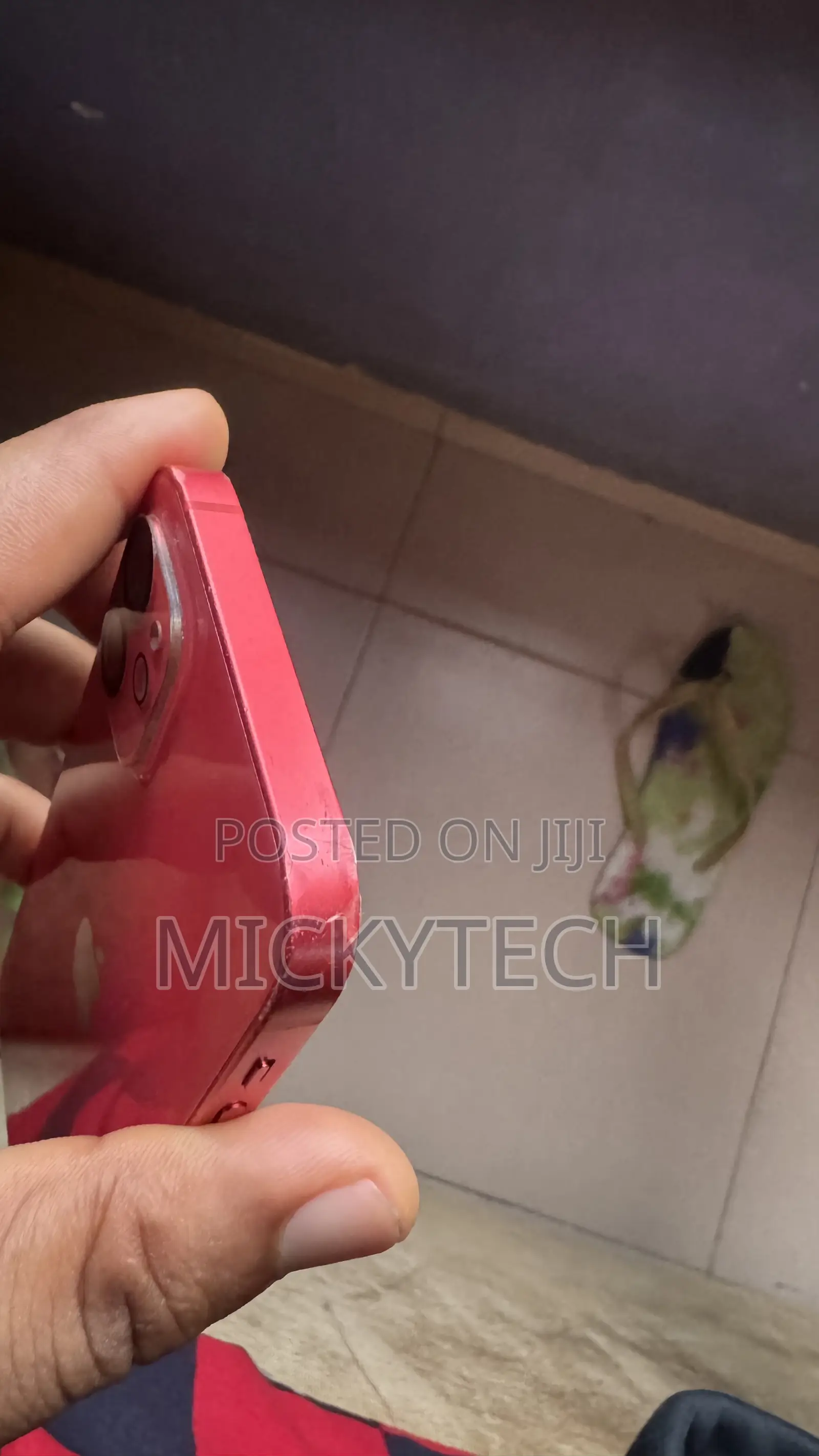 Apple iPhone 12 64 GB Red