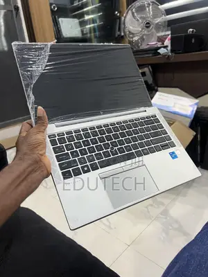 Laptop HP EliteBook 840 G8 8GB Intel Core i5 SSD 512GB