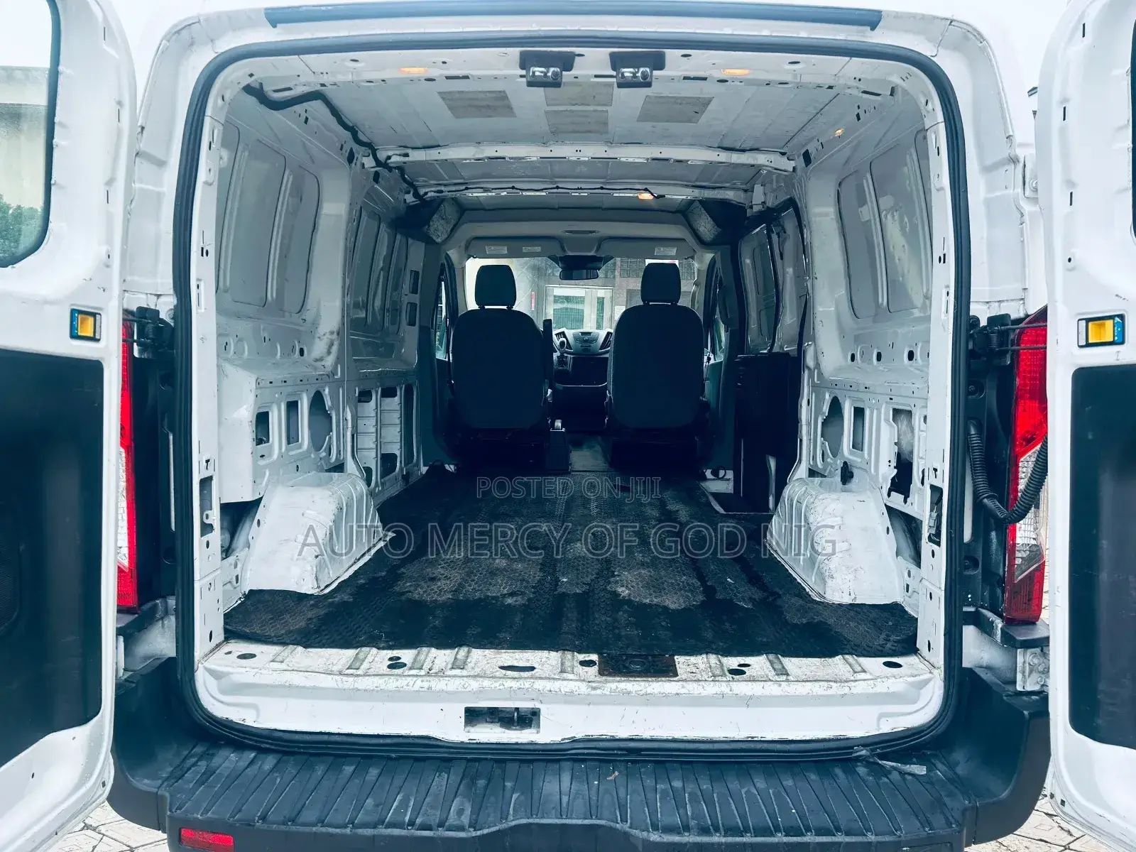 Ford Transit 2016 White