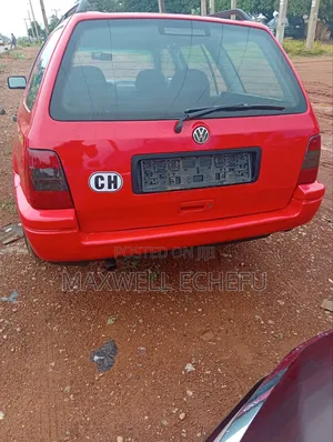 Volkswagen Golf 1.6 2000 Red