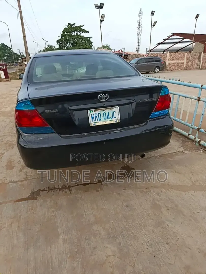 Toyota Camry 2004 Black