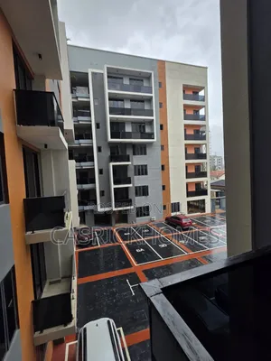3bdrm Block of Flats in Lekki Phase 1 for sale