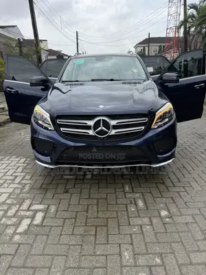 Mercedes-Benz GLE-Class GLE 350d 4MATIC 2016 Blue
