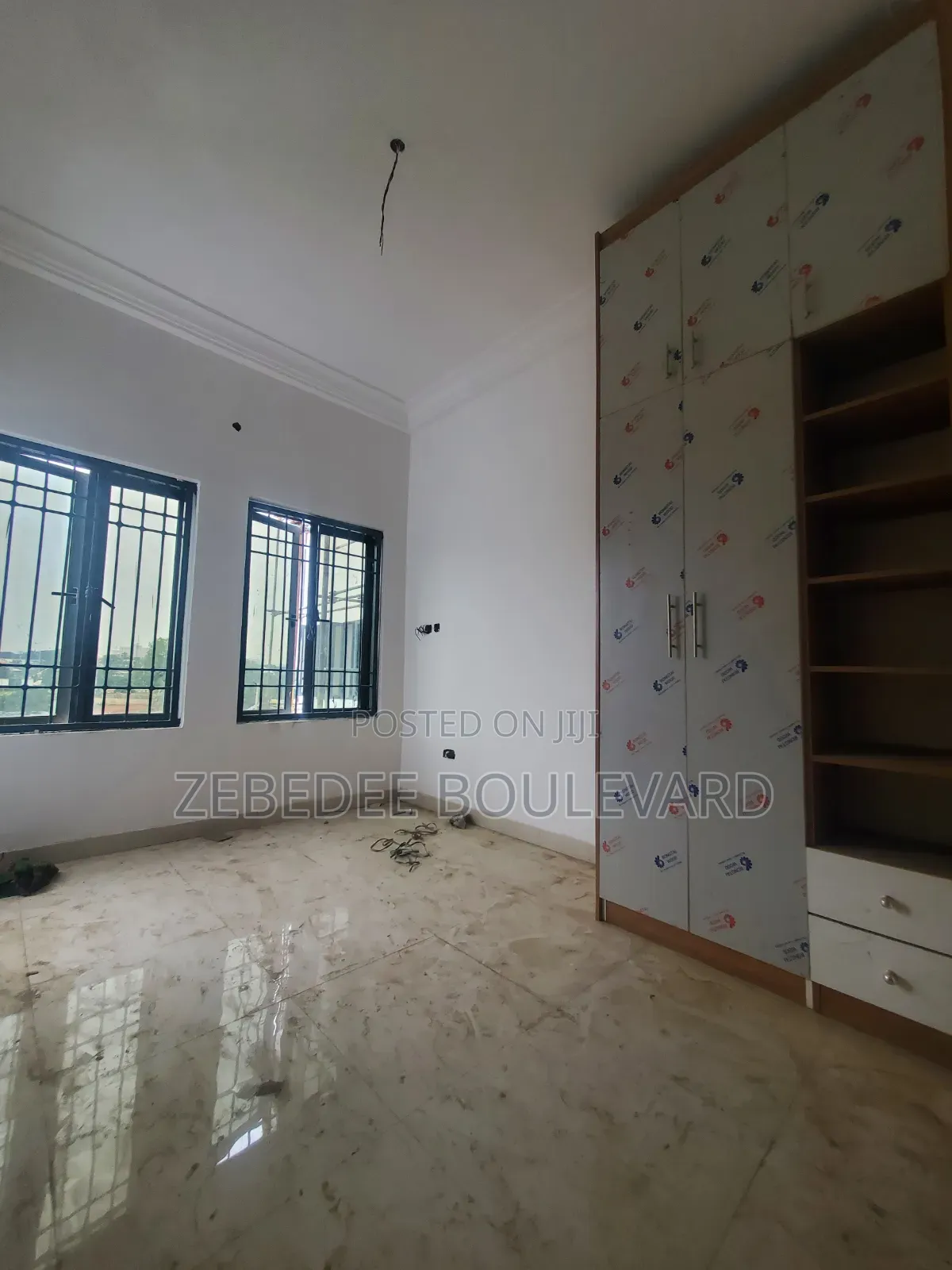 2bedroom Office Complex