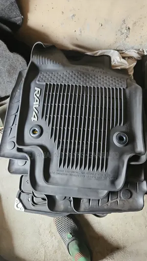 Rav4 2020 Footmat Rubber Factory Fitted Follow Come