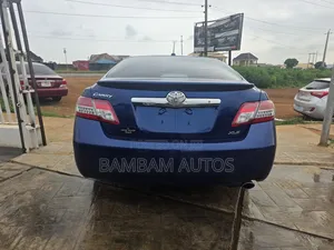 Toyota Camry 2011 Blue