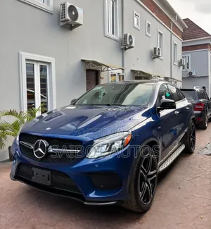 Mercedes-Benz GLE-Class 2019 Blue