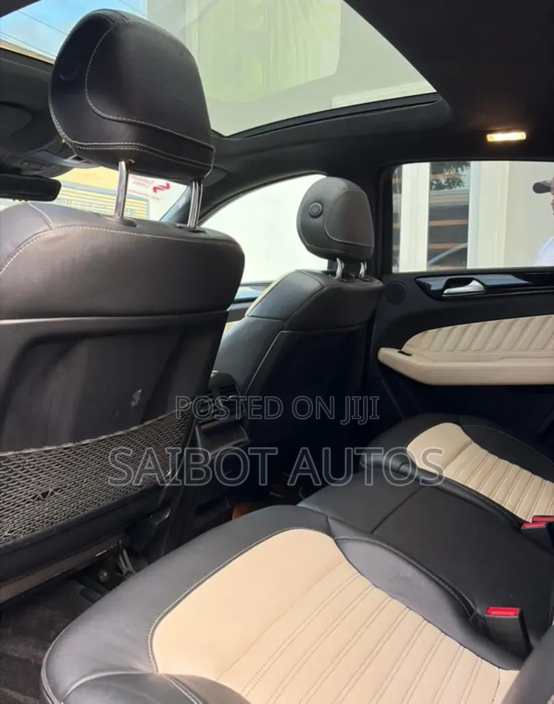 Mercedes-Benz GLE-Class 2019 Blue