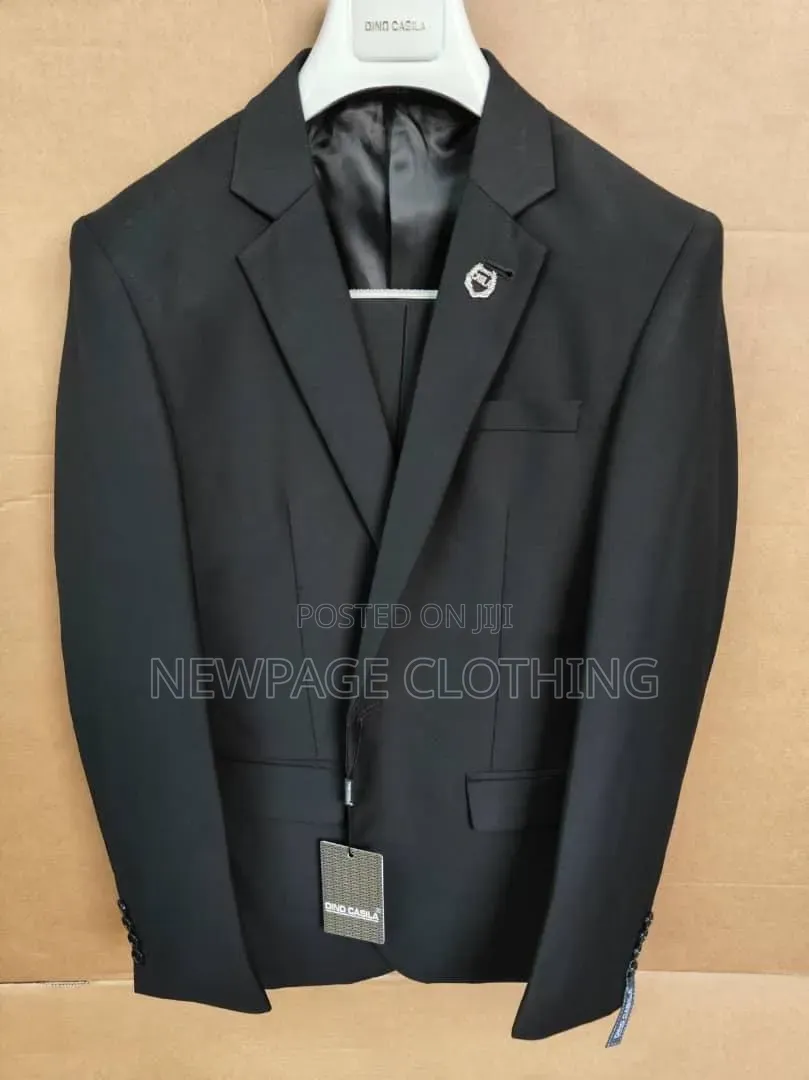 Designer Men's Suit – Premium Tailored Fit