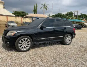 Mercedes-Benz GLK-Class 2011 Black