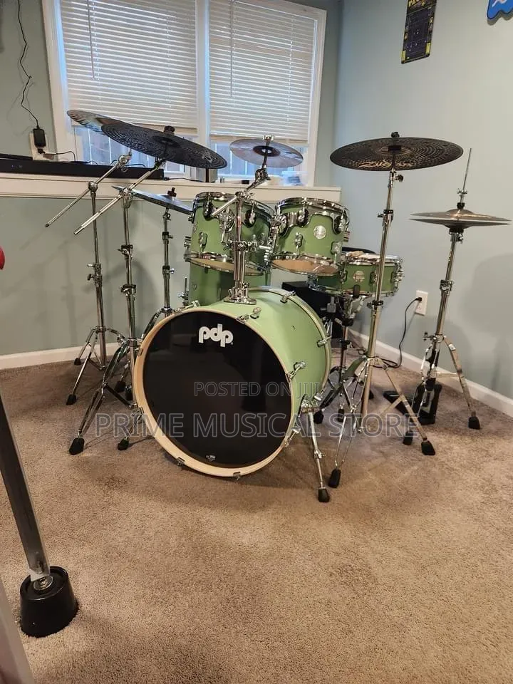 PDP Concept Maple 5 Set Drum Set (By Dw Drum)