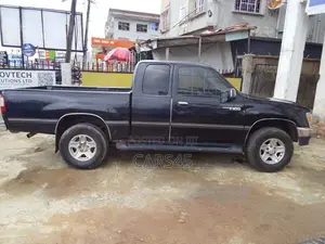 Toyota T100 1996 Black