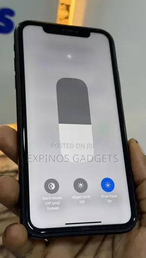 Apple iPhone XR 64 GB Black