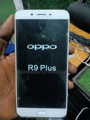 Oppo R9 64 GB Gold