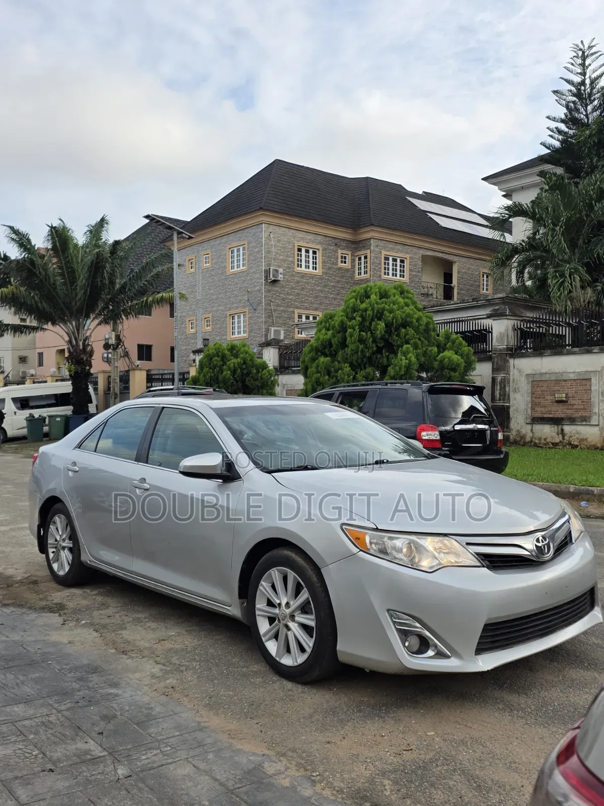 Toyota Camry 2013 Silver