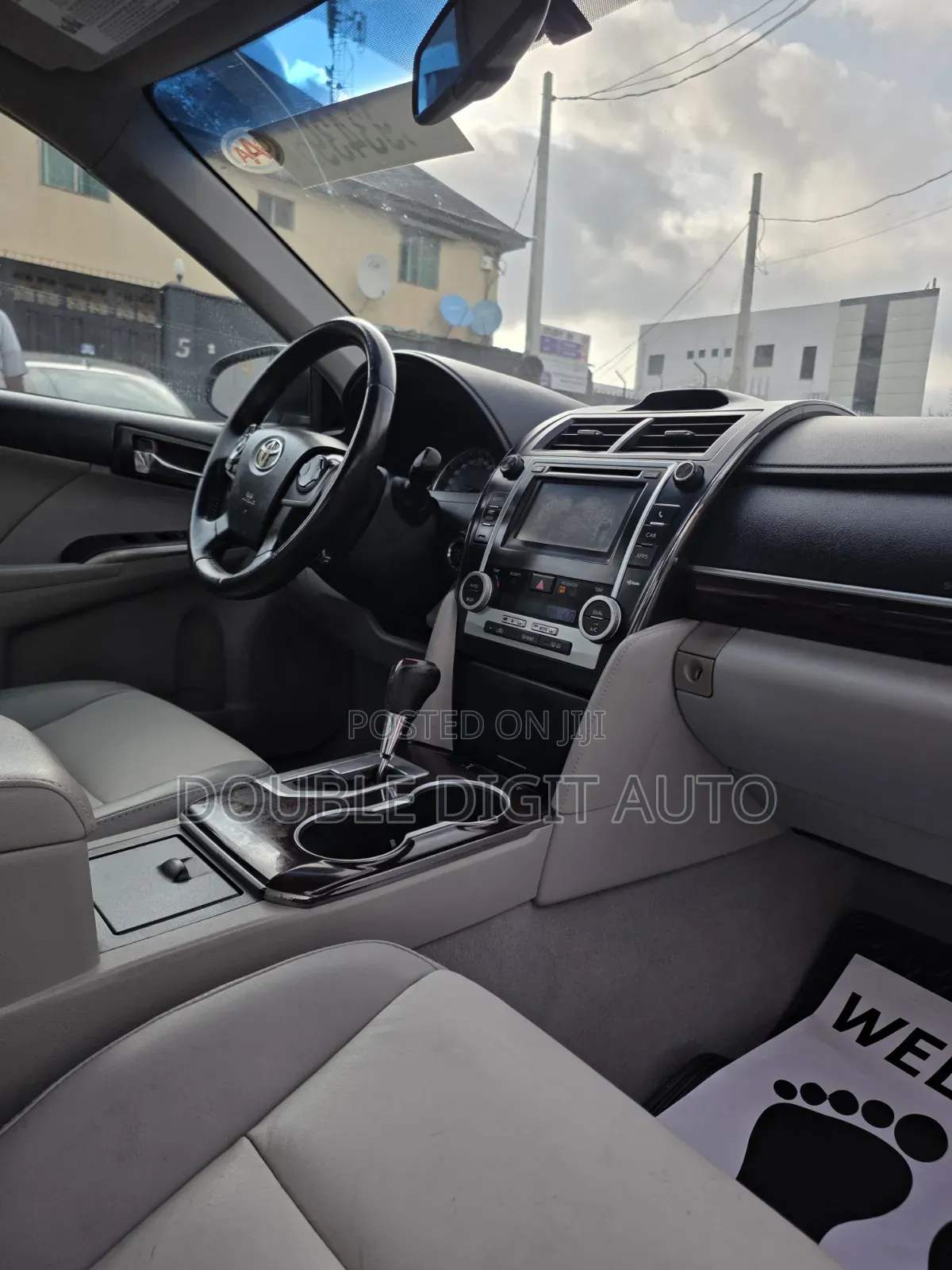 Toyota Camry 2013 Silver