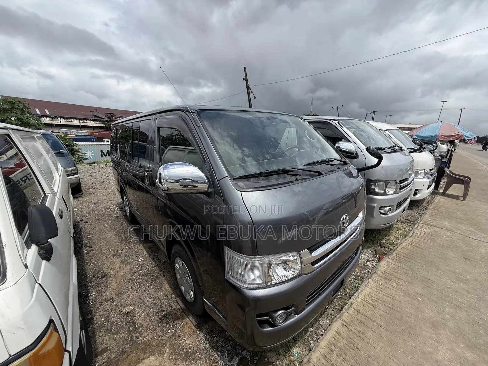 Toyota HiAce 2012 Grey