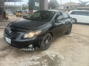 Toyota Corolla 2010 Black