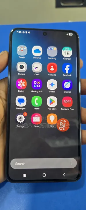 New Samsung Galaxy S22+ 5G 128 GB Black