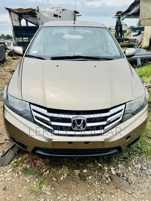Honda City 2010 Gold