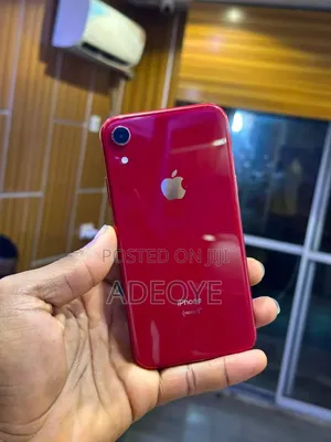 Apple iPhone XR 64 GB Red