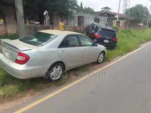 Toyota Camry 2006 Silver