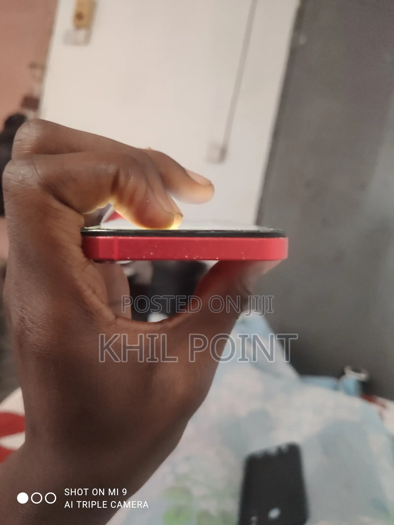 Apple iPhone 12 64 GB Red