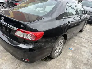 Toyota Corolla 2013 Black
