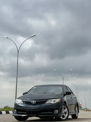 Toyota Camry 2013 Black