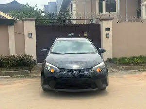 Toyota Corolla 2015 Black