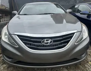 Hyundai Sonata GLS Sedan FWD (2.4L 4cyl 5A) 2010 Gray
